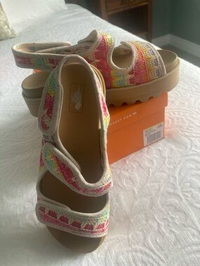 Rocket Dog Crochet Platform Sandals in Pink, Yellow, Blue